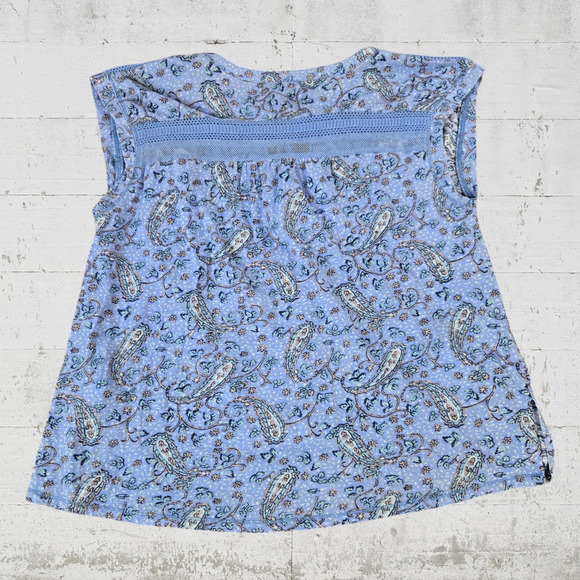 Y2K Lucky Brand Powder Blue Paisley Cap Sleeve V Neck Boho Blouse Size Medium - Picture 8 of 8
